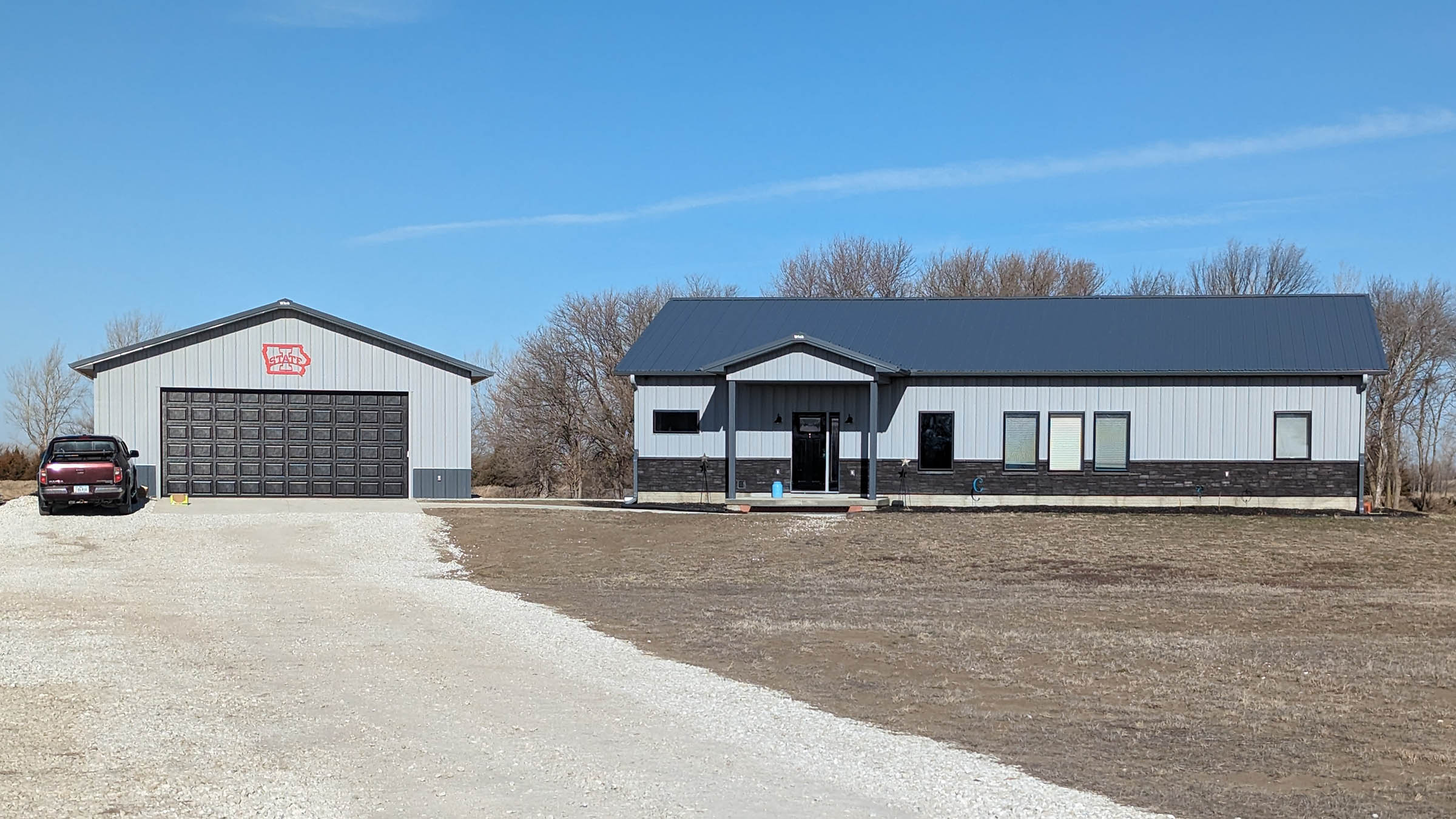 Pole Barn Homes and Suburban Garages